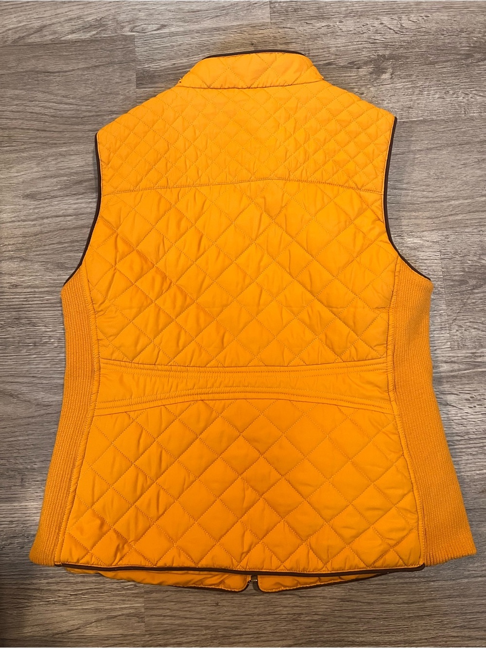 ACTIVE USA Quilted Mustard Sleeveless Vest - Picture 3 of 5